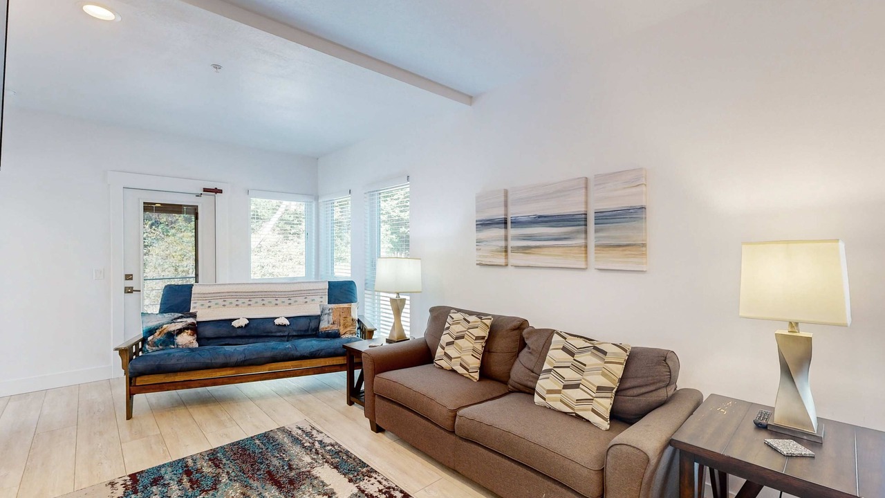 Photo of Livingroom in Gold Beach