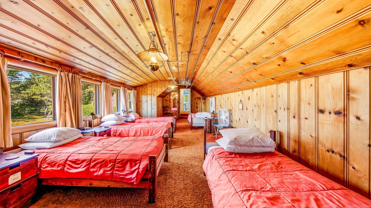 Photo of Bedroom in Gearhart