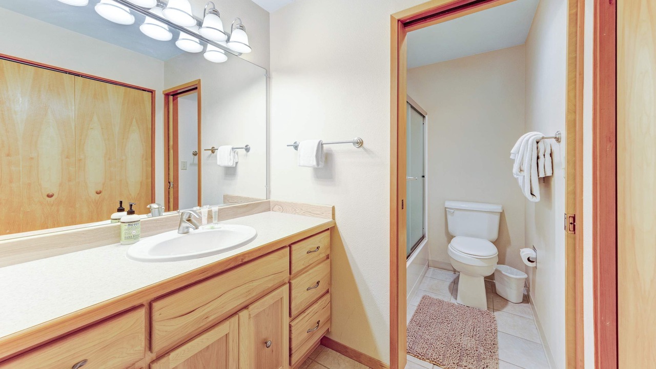 Photo of Bathroom in Historic Bayfront