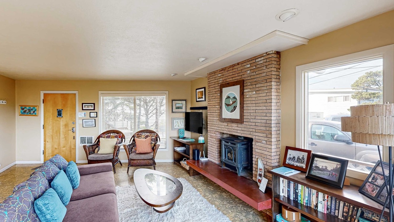 Photo of Livingroom in Newport