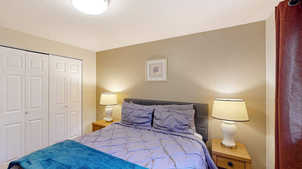 Photo of Bedroom in Newport