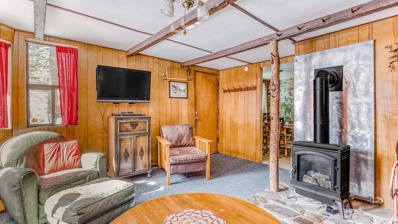 Photo of Livingroom in Government Camp