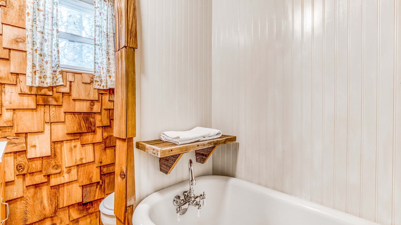 Photo of Bathroom in Government Camp