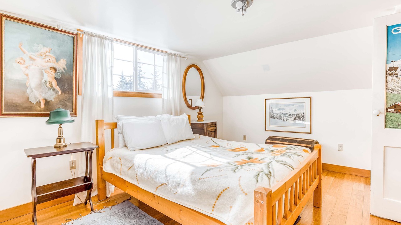 Photo of Bedroom in Government Camp