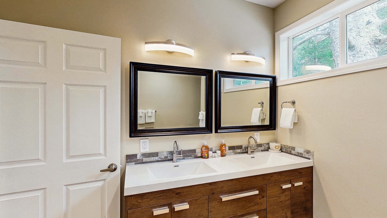 Photo of Bathroom in Tolovana Park