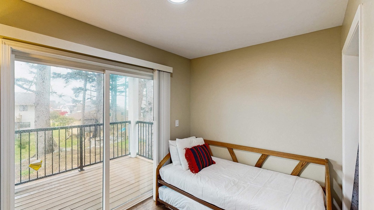 Photo of Bedroom in Tolovana Park