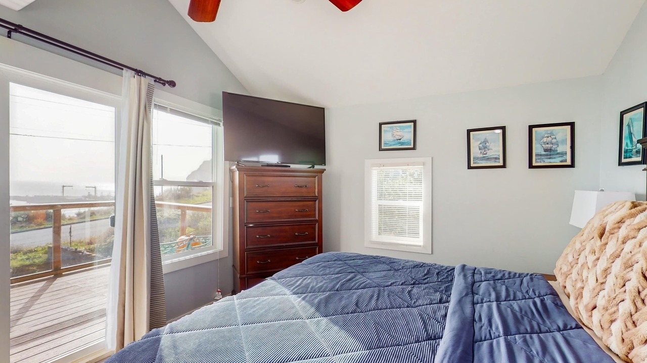 Photo of Bedroom in Port Orford