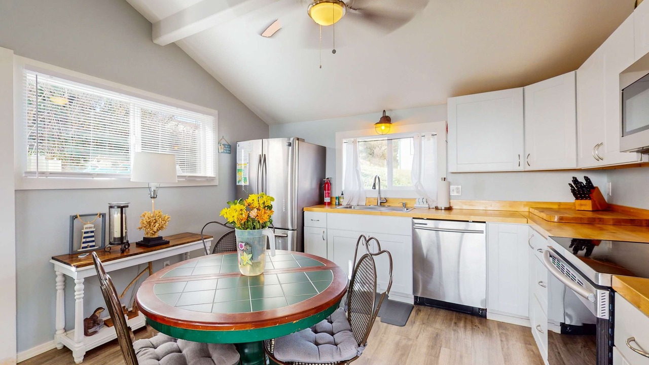 Photo of Kitchen in Port Orford