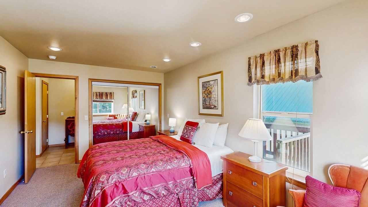 Photo of Bedroom in Port Orford