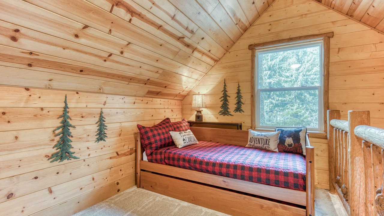 Photo of Bedroom in Rhododendron