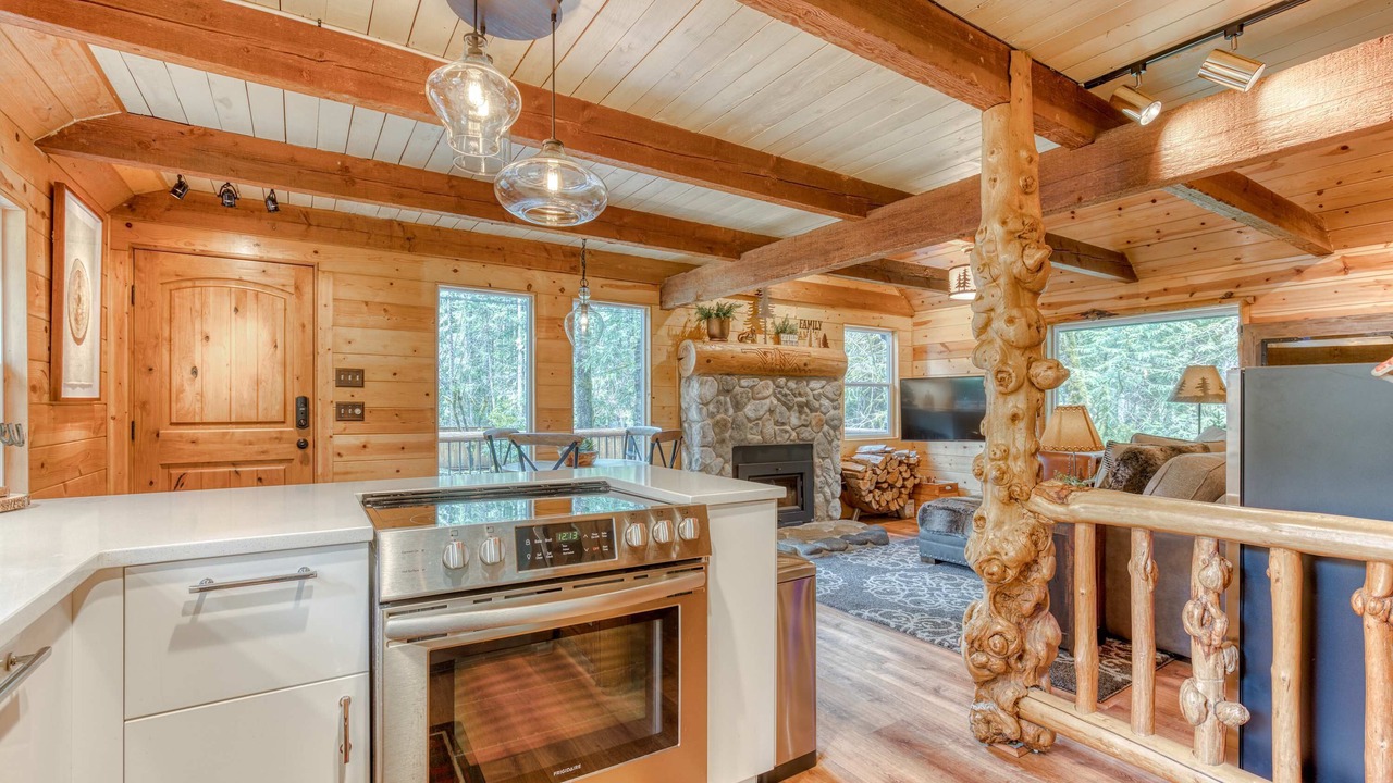 Photo of Kitchen in Rhododendron