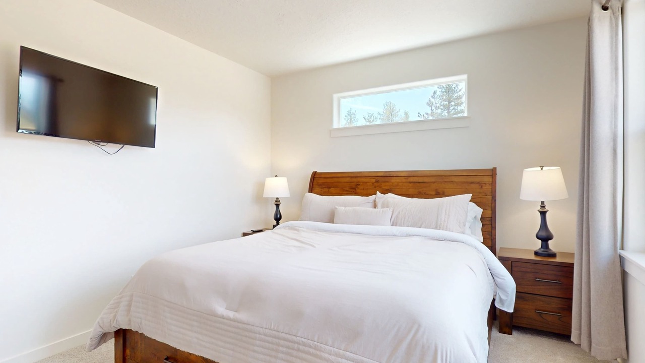 Photo of Bedroom in Sisters