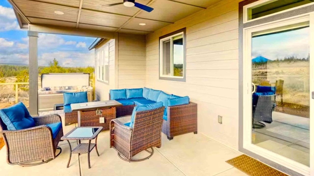 Photo of Patio Balcony in Sisters
