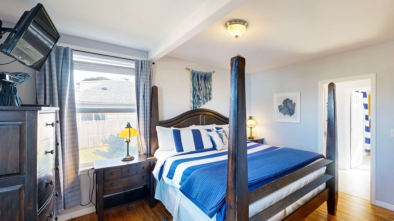 Photo of Bedroom in Newport