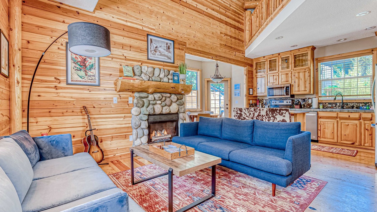 Photo of Livingroom in Mount Hood Village