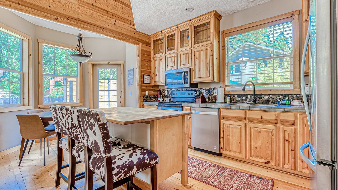 Photo of Kitchen in Mount Hood Village