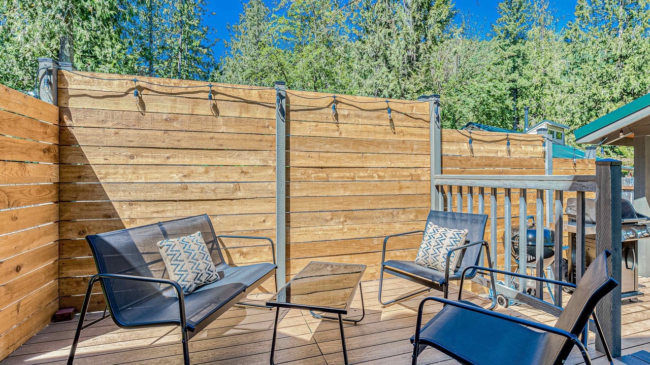 Photo of Patio Balcony in Mount Hood Village