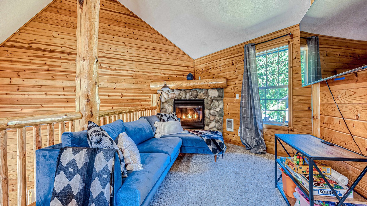Photo of Livingroom in Mount Hood Village