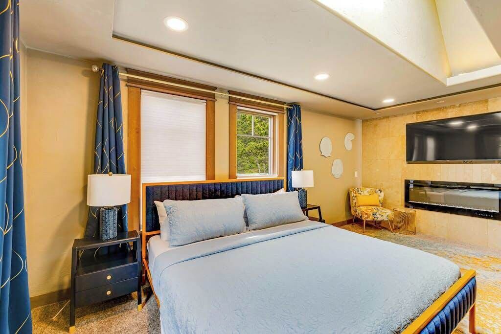 Photo of Bedroom in Bayshore
