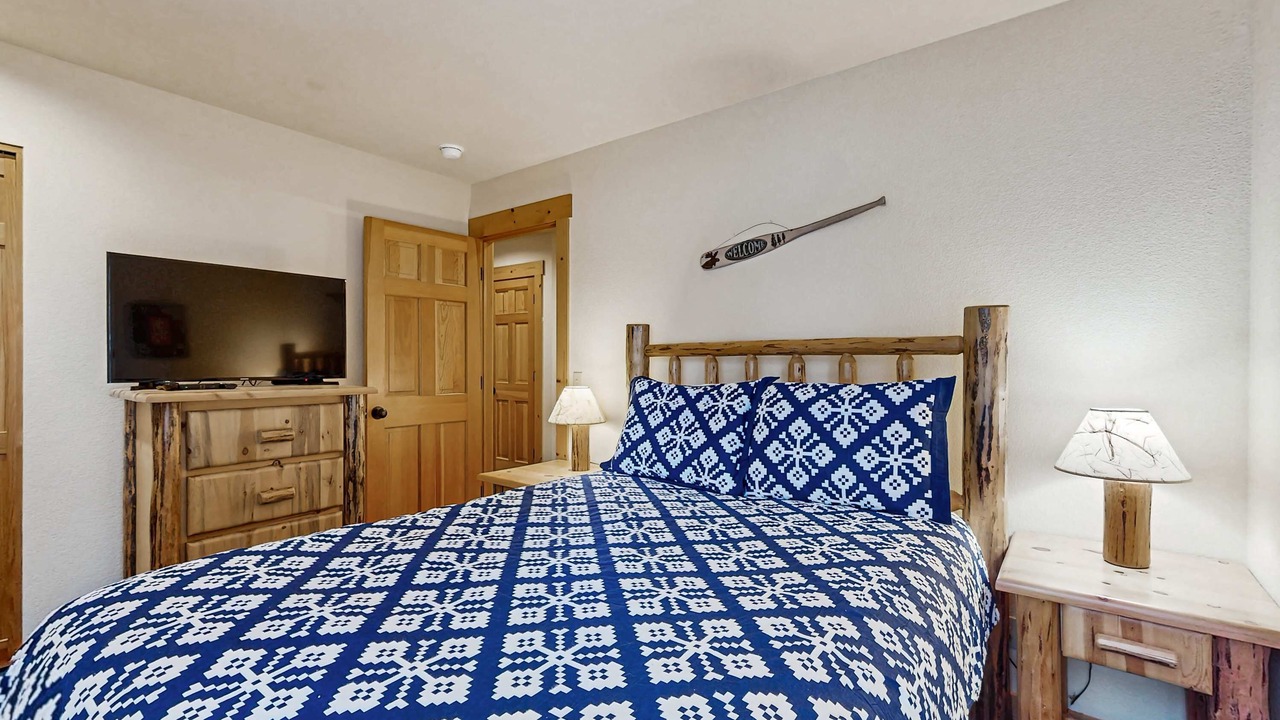 Photo of Bedroom in Redmond
