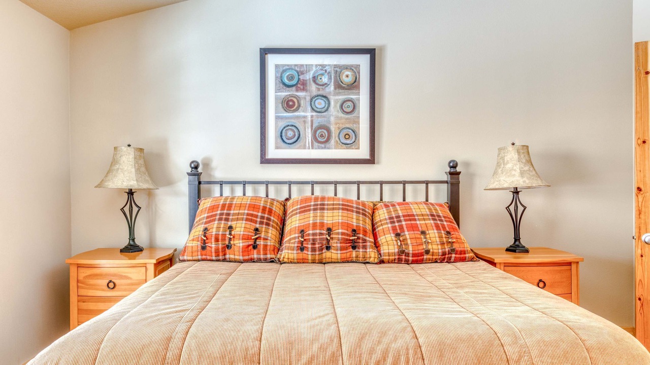 Photo of Bedroom in Government Camp