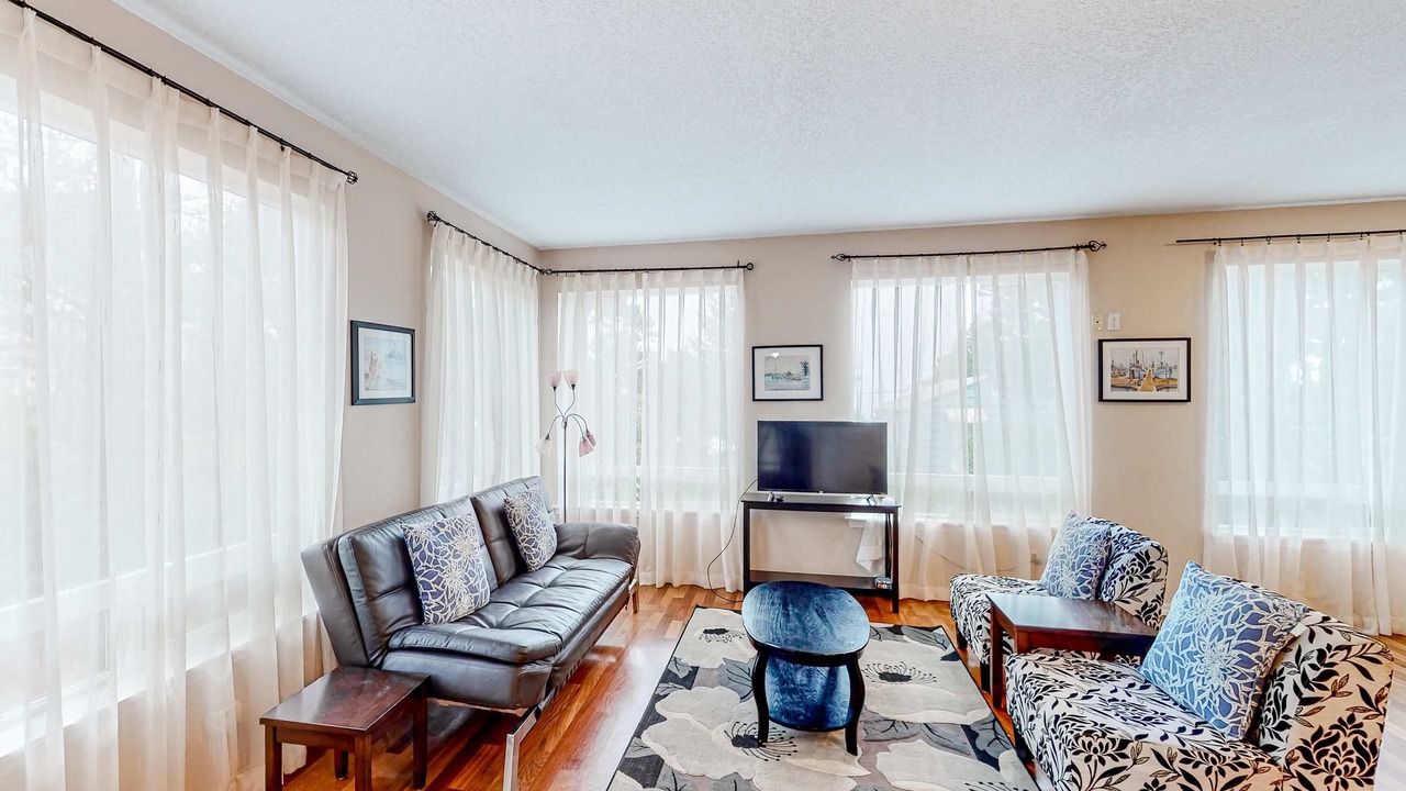 Photo of Livingroom in Agate Beach