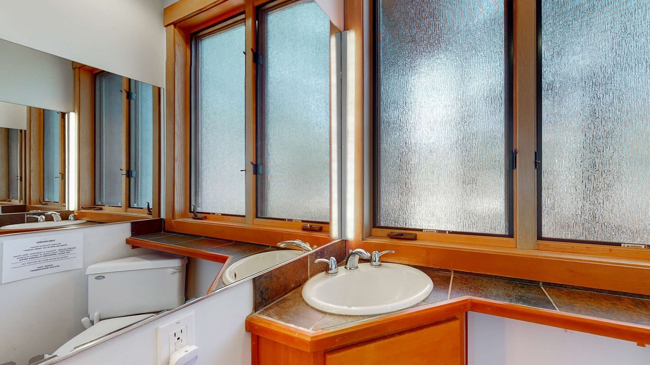 Photo of Bathroom in Black Butte Ranch