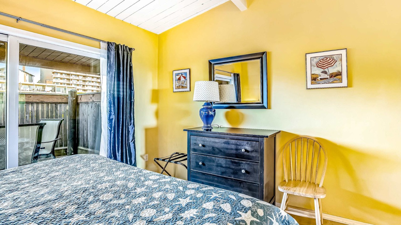 Photo of Bedroom in Gearhart