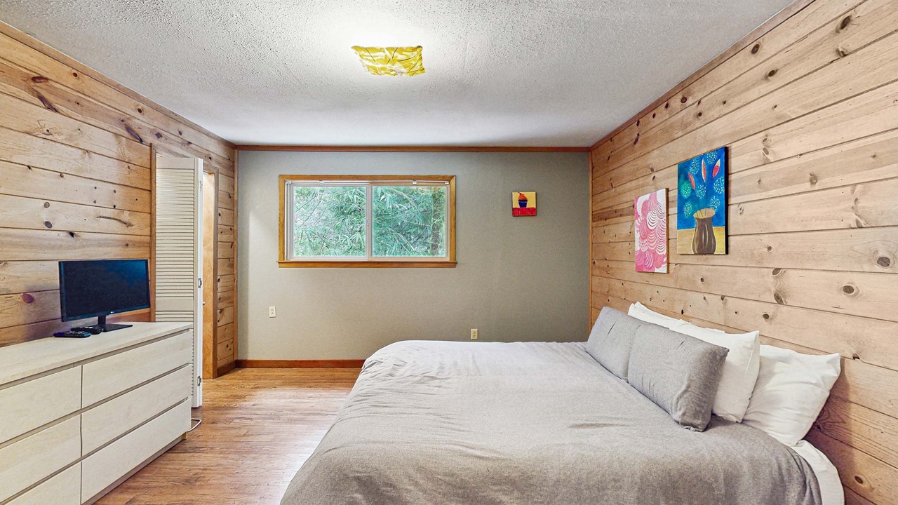 Photo of Bedroom in Rhododendron