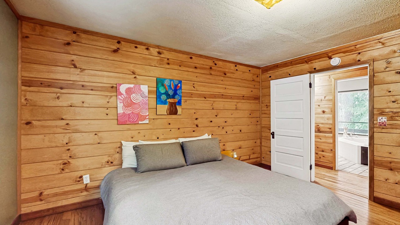 Photo of Bedroom in Rhododendron