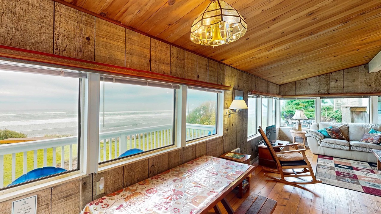 Photo of Livingroom in Arch Cape