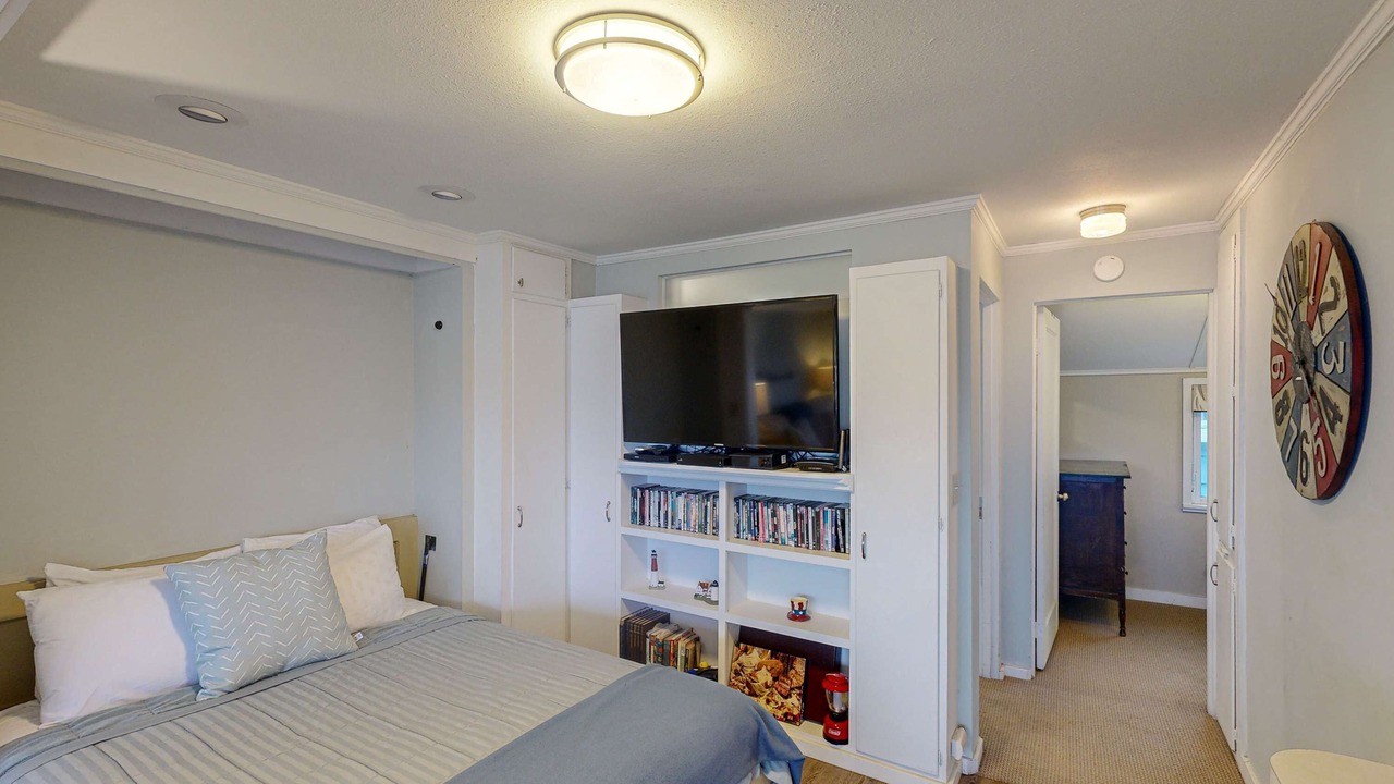 Photo of Bedroom in Newport