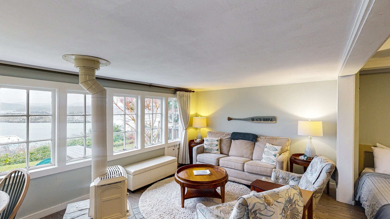 Photo of Livingroom in Newport