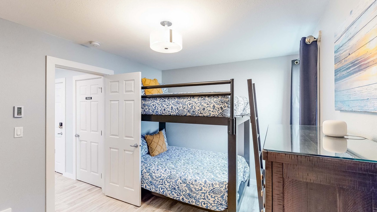 Photo of Bedroom in Newport