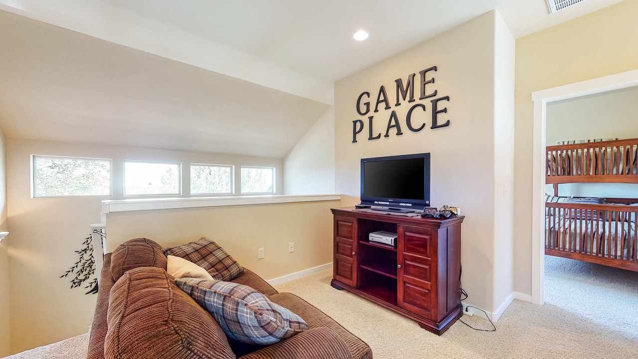Photo of Livingroom in Redmond