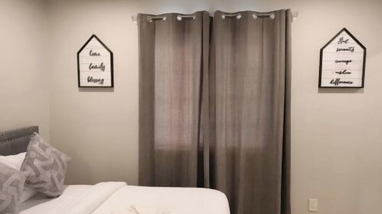 Photo of Bedroom in Lemon Grove