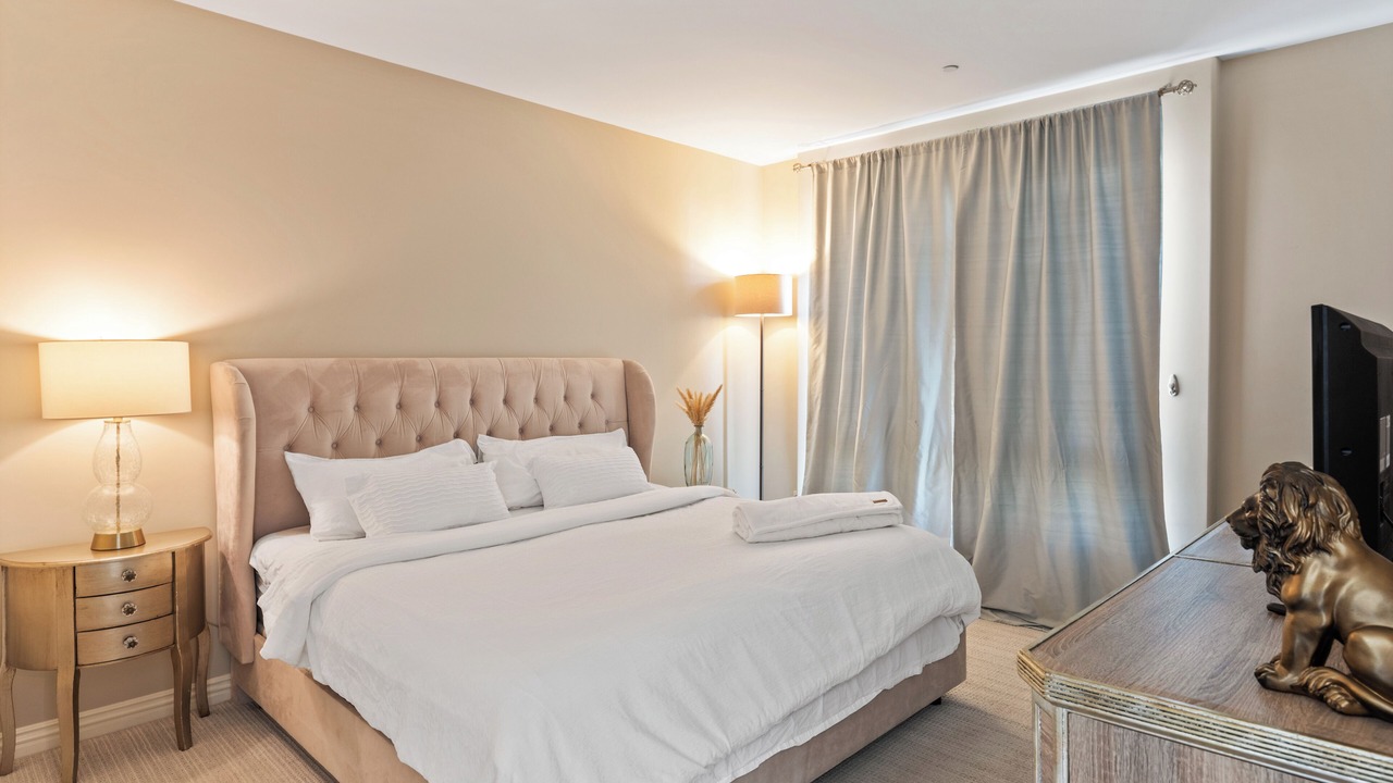Photo of Bedroom in Downtown