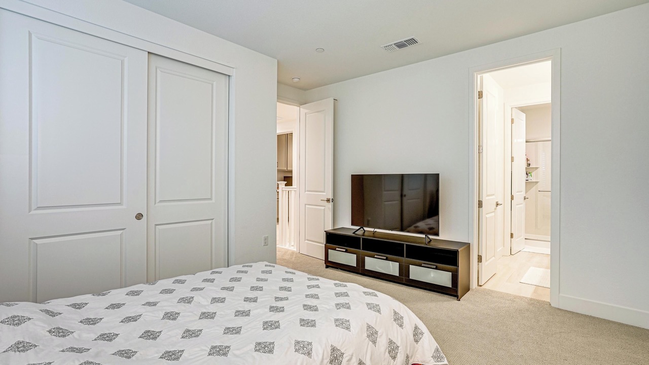Photo of Bedroom in Pleasant Hill
