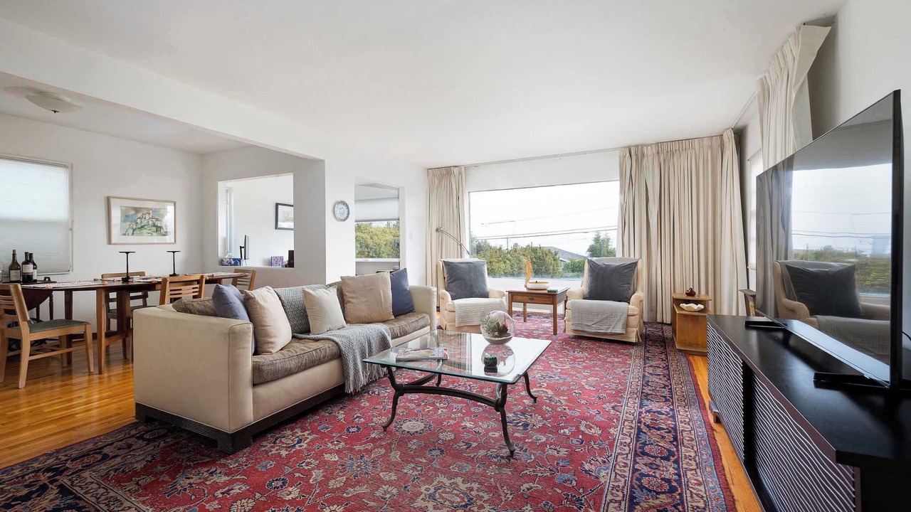 Photo of Livingroom in Sunset Cliffs