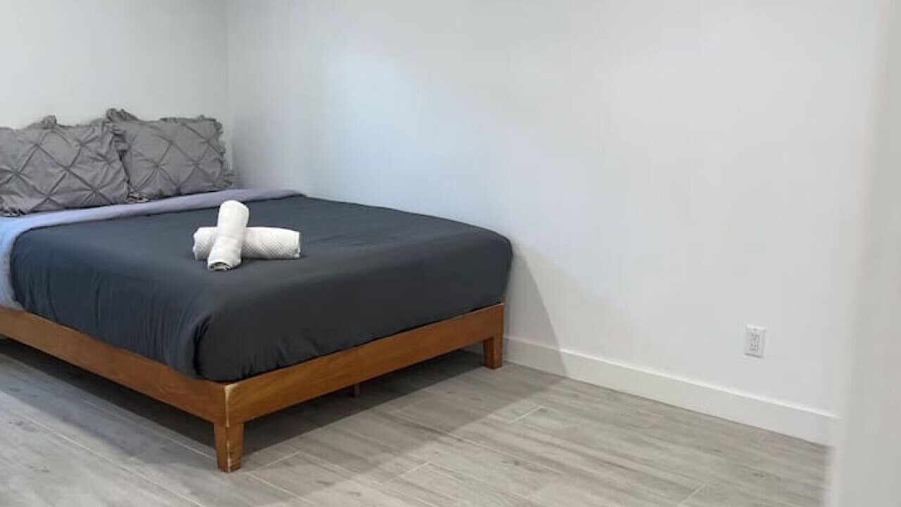 Photo of Bedroom in Woodland Hills