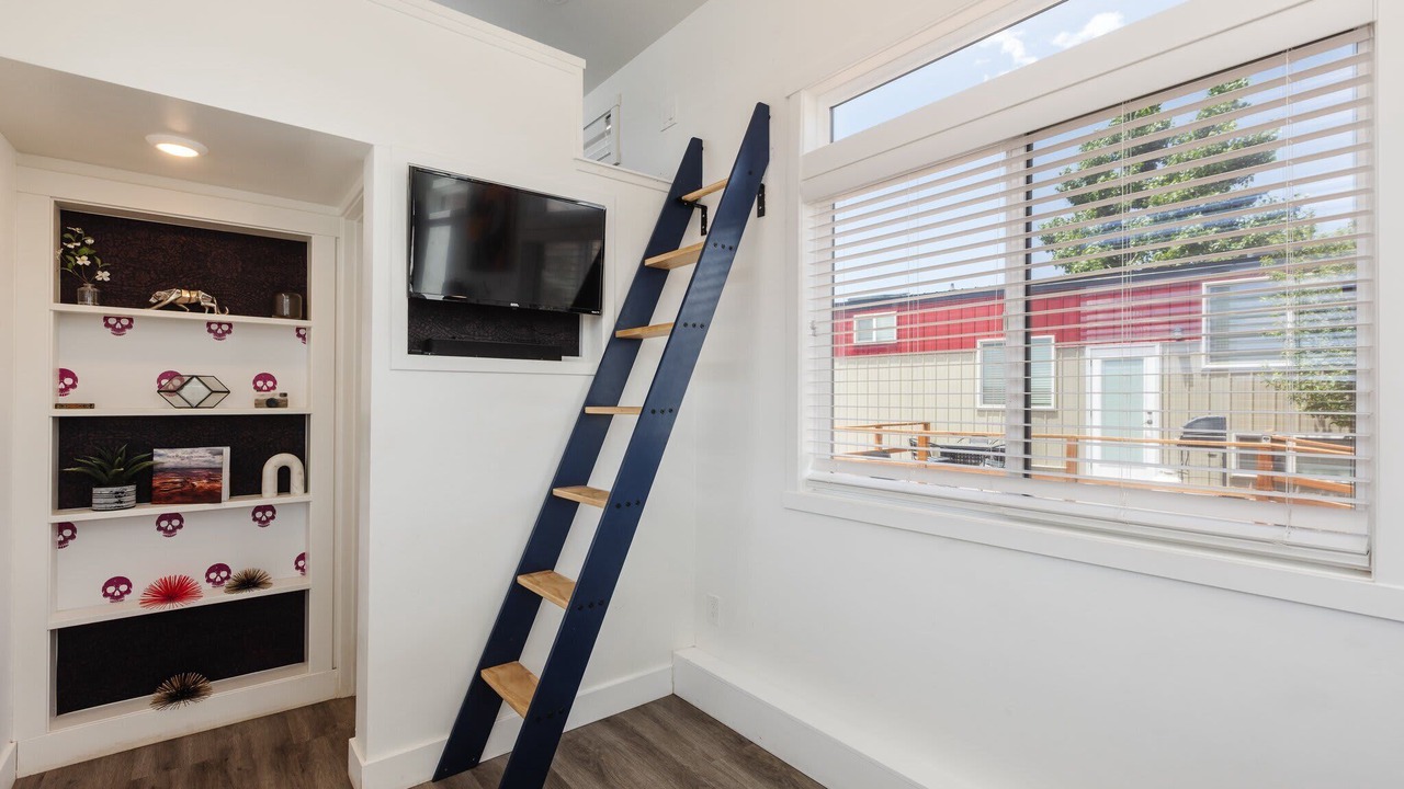 Photo of Bedroom in Apple Valley