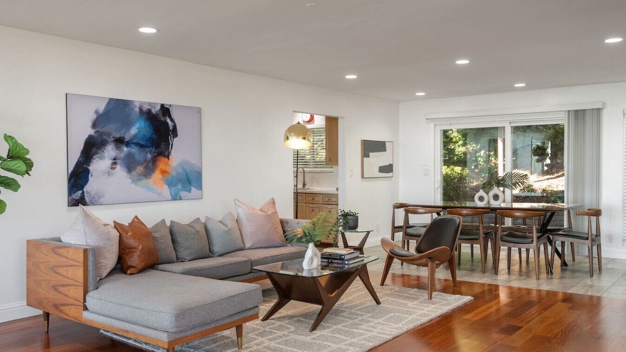Photo of Livingroom in Whittier