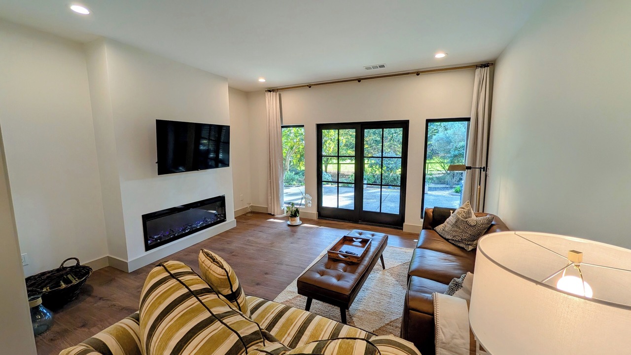 Photo of Livingroom in Petaluma