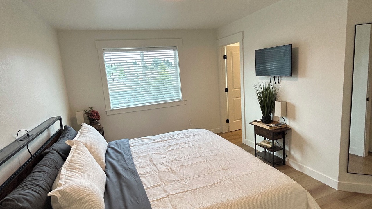 Photo of Bedroom in West Salem