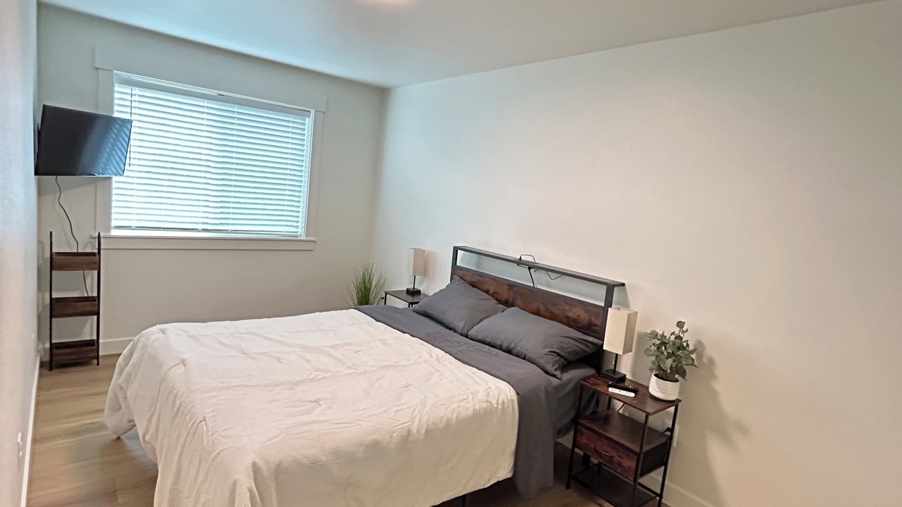 Photo of Bedroom in West Salem