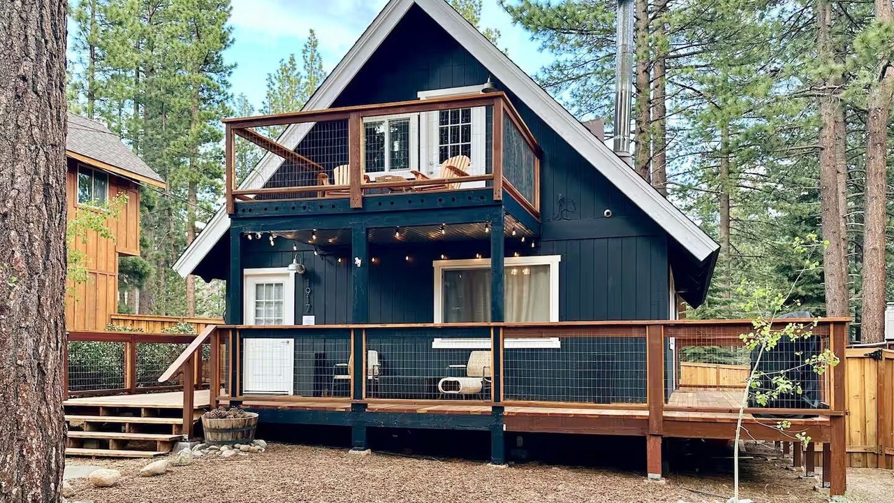 Photo of Outdoor in Pioneer Trail