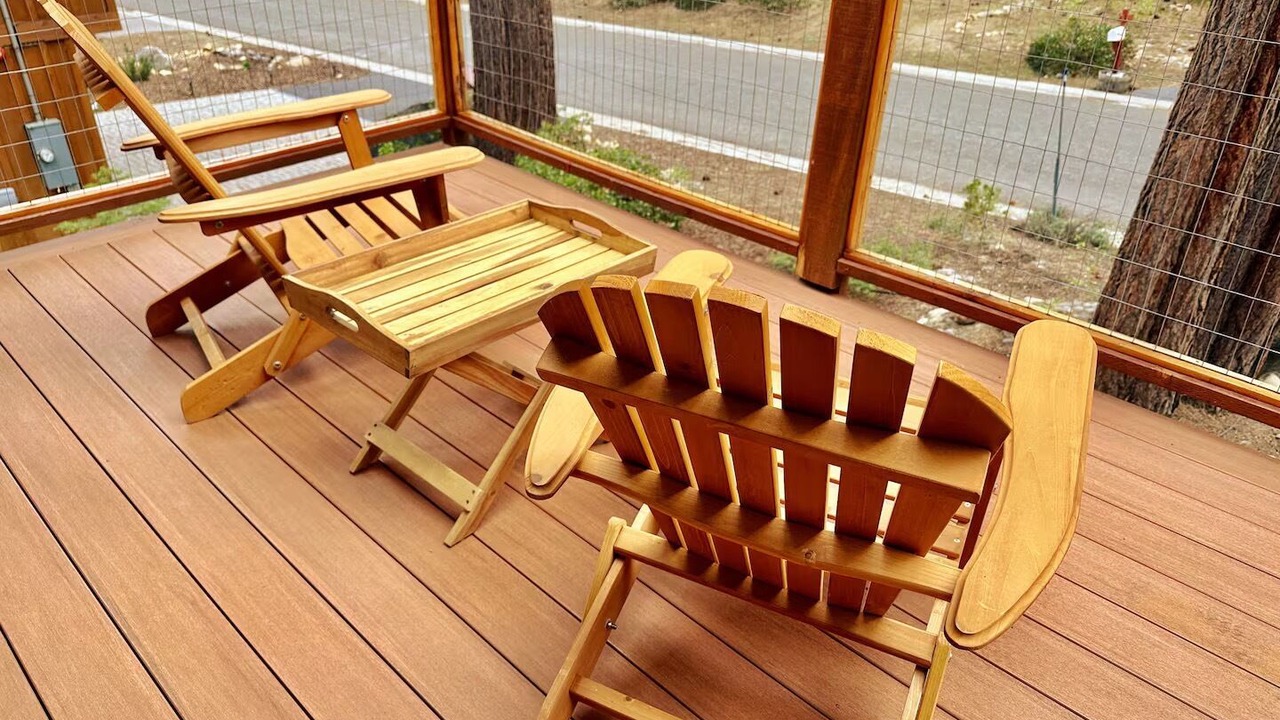 Photo of Outdoor in Pioneer Trail