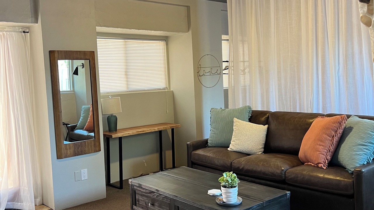 Photo of Livingroom in West Sedona