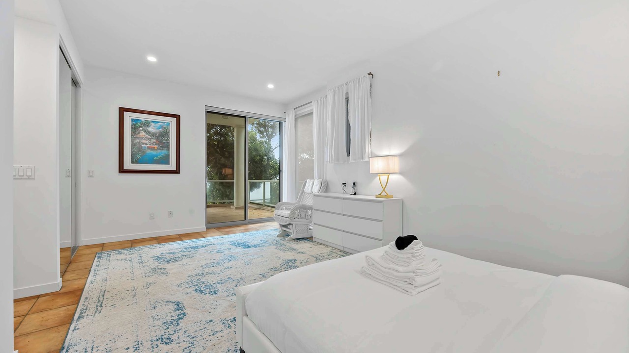 Photo of Livingroom in Western Malibu