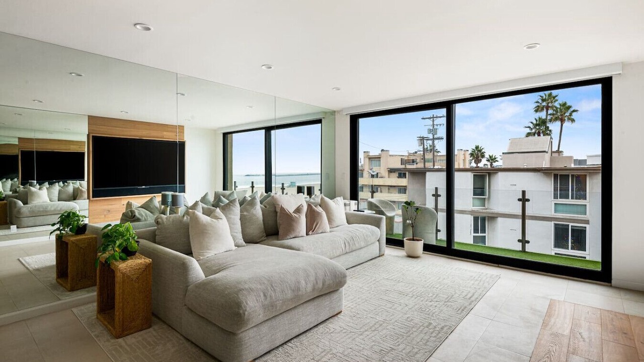 Photo of Bedroom in Marina Peninsula